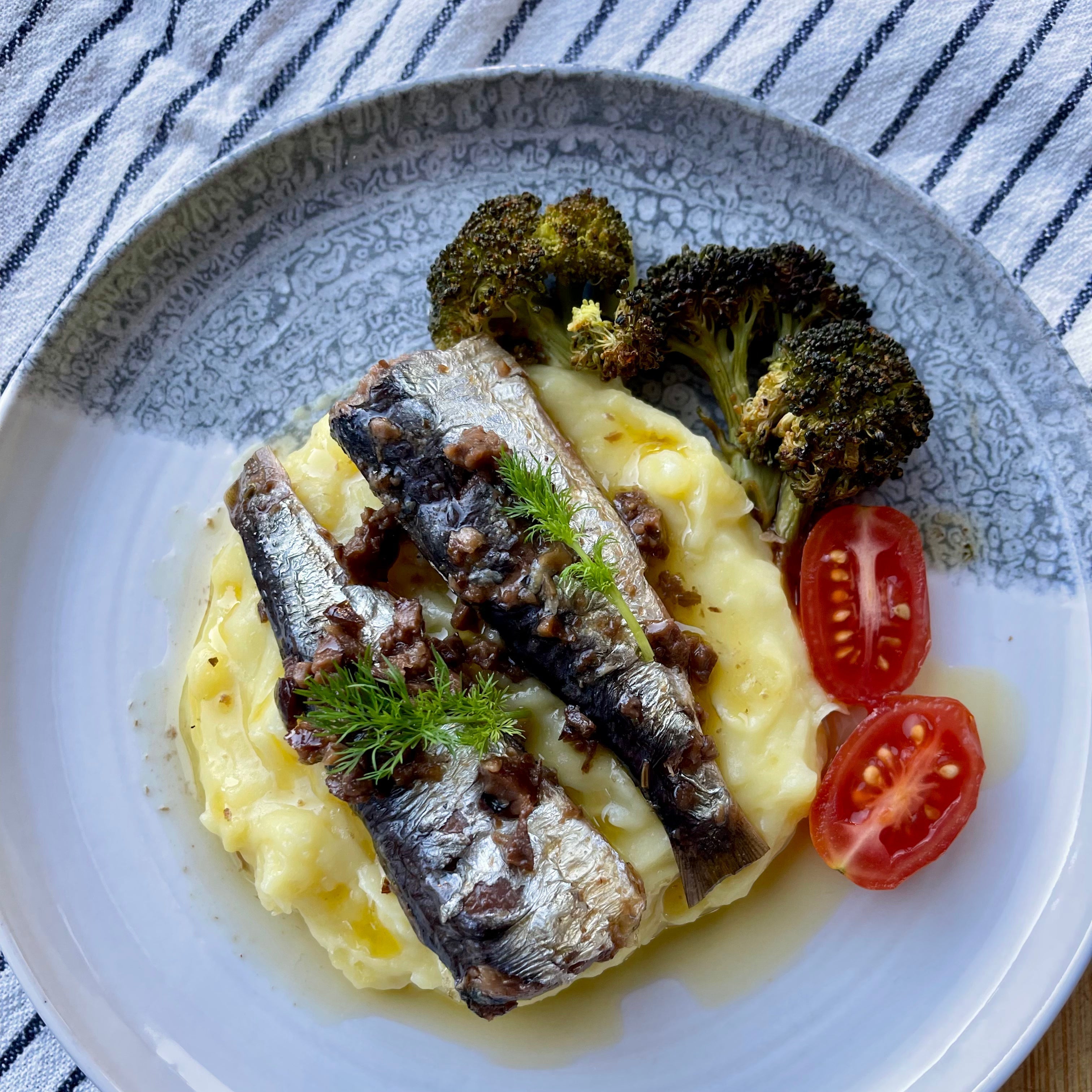 Sardines on Creamy Mash with Roasted Broccoli and Dill
