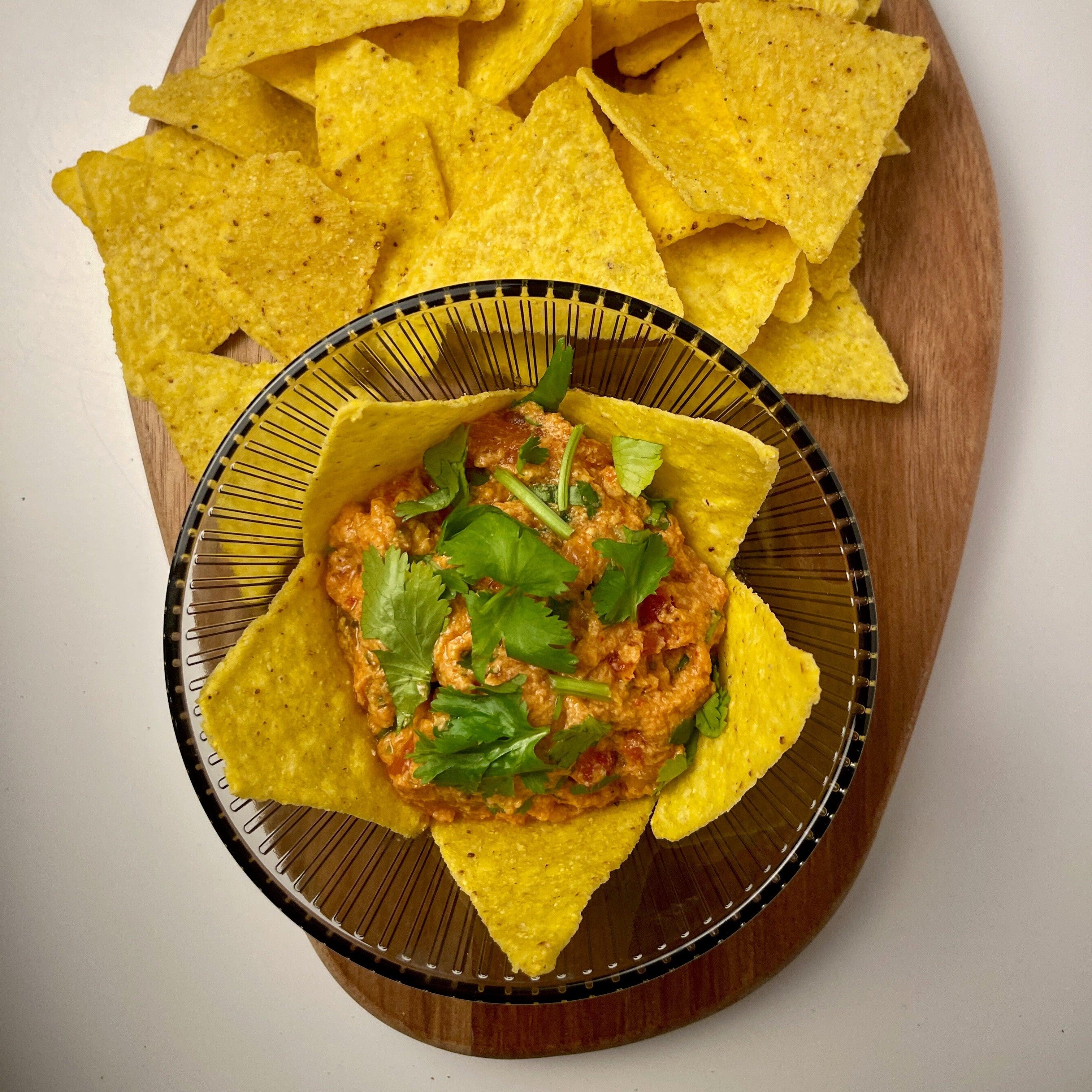 Tinned Seafood Salsa Dip with Tortilla Chips