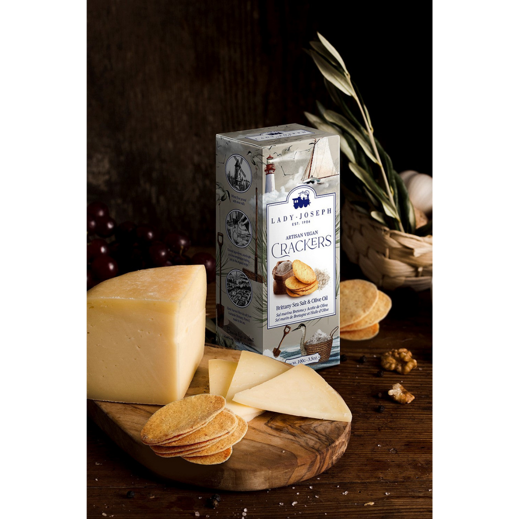 Handgjorda veganska kex med havssalt från Guérande (Frankrike) och olivolja