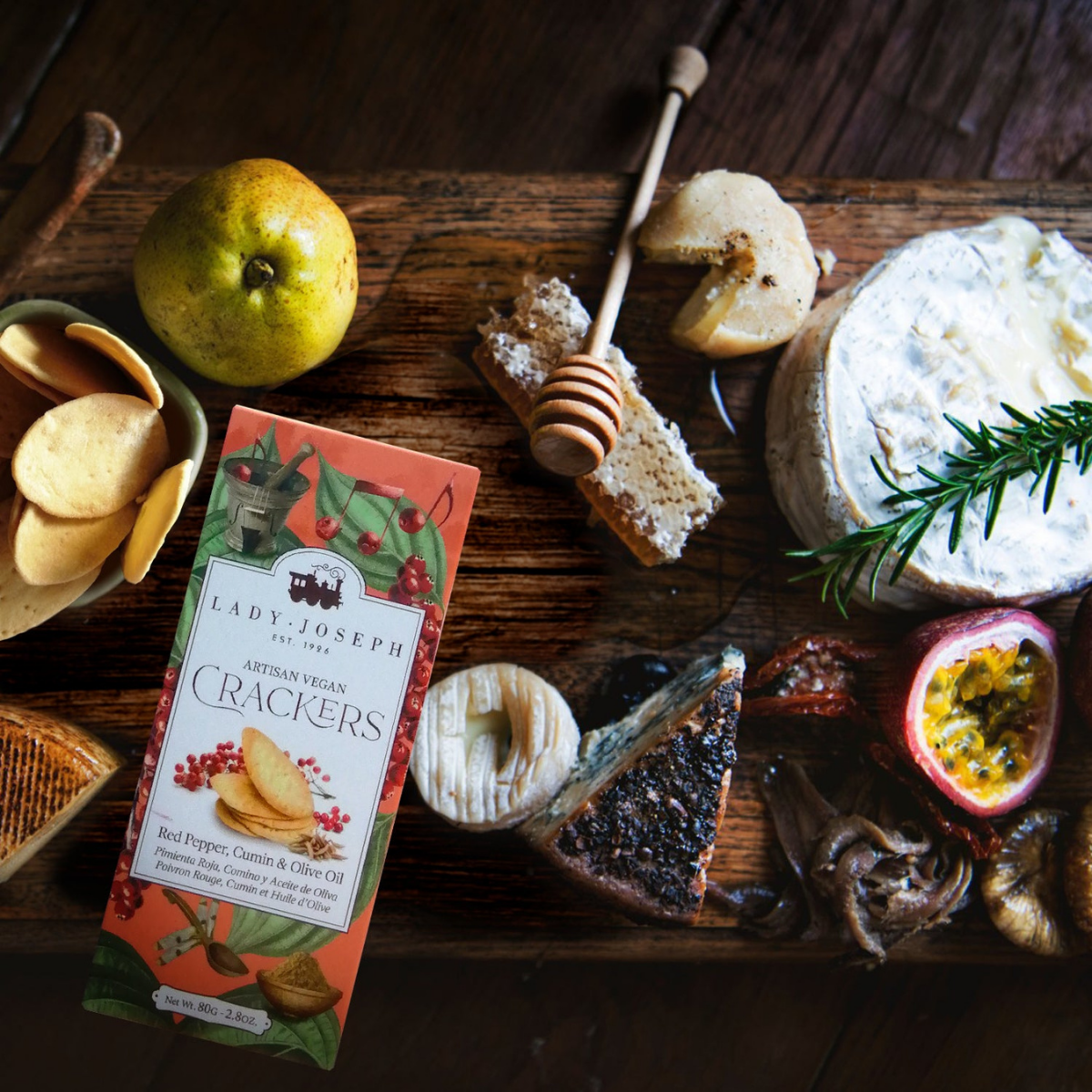 Veganska kex med röd paprika, spiskummin och olivolja