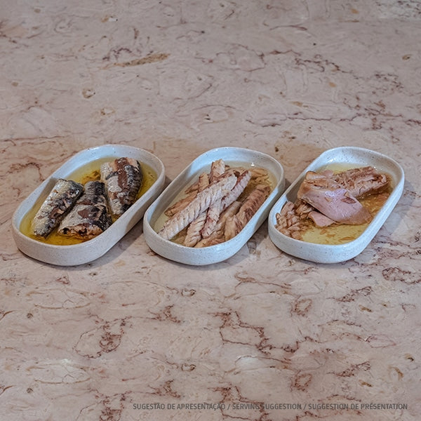 Sofishticated gift box with three Portuguese fish tins